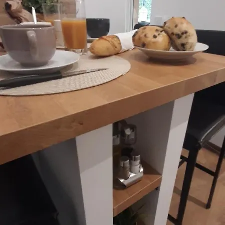 Ferienhaus Atelier Des Reves, Pour Deux Personnes Avec Pres De La *