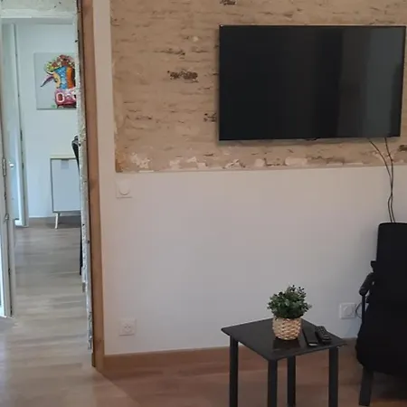 Atelier Des Reves, Pour Deux Personnes Avec Pres De La Ferienhaus *