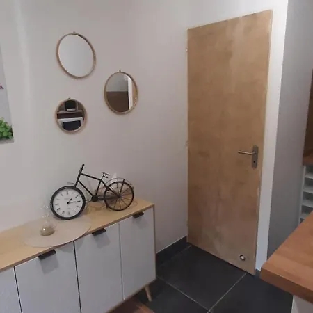 Atelier Des Reves, Pour Deux Personnes Avec Pres De La Ferienhaus