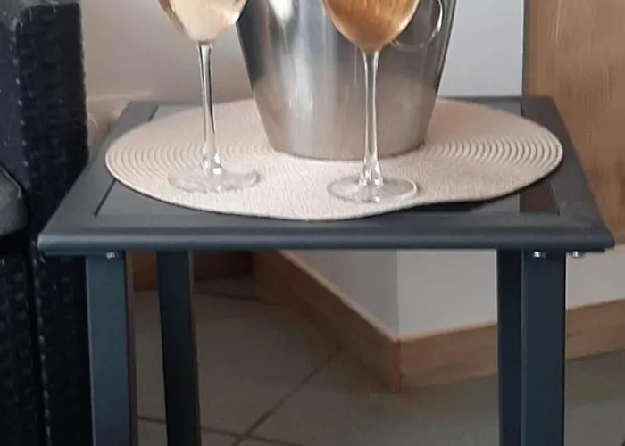 Atelier Des Rêves, Pour Deux Personnes Avec Près De La Gonneville-en-Auge